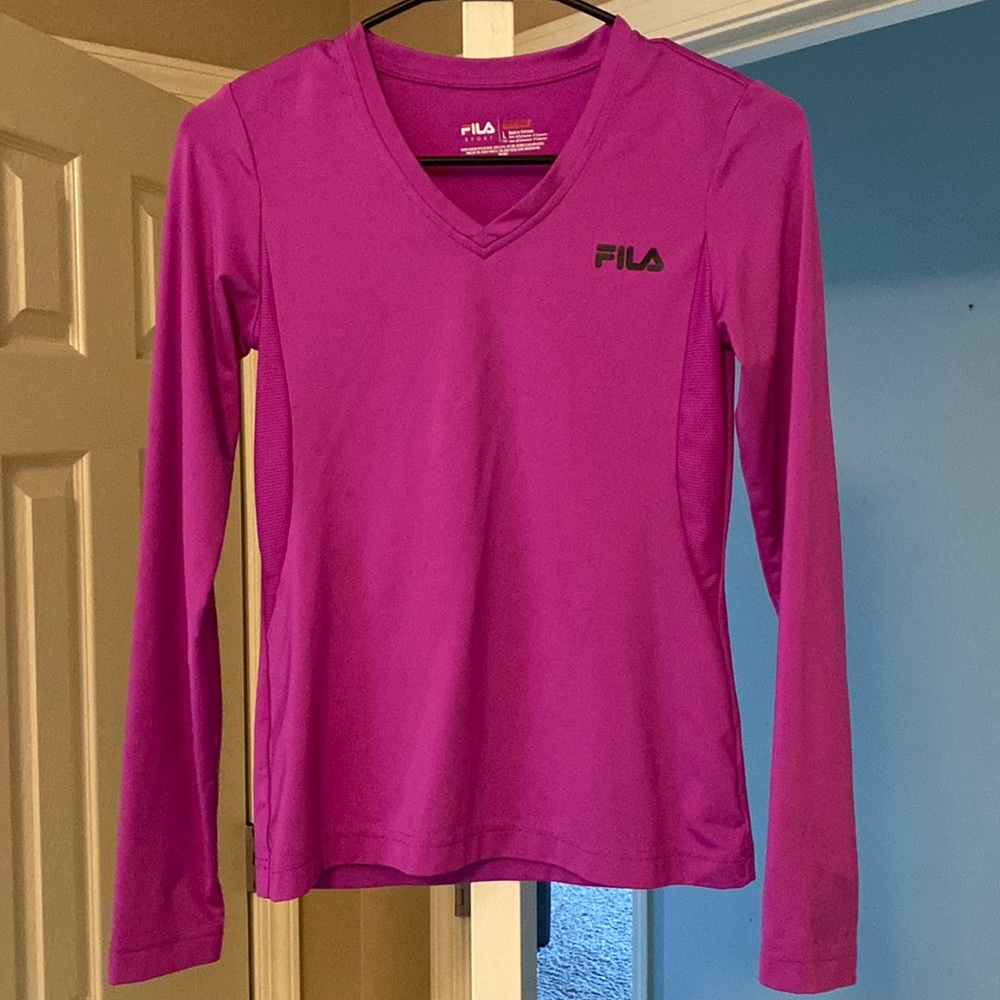 Girls Fila size Large (14) long sleeve athletic shirt